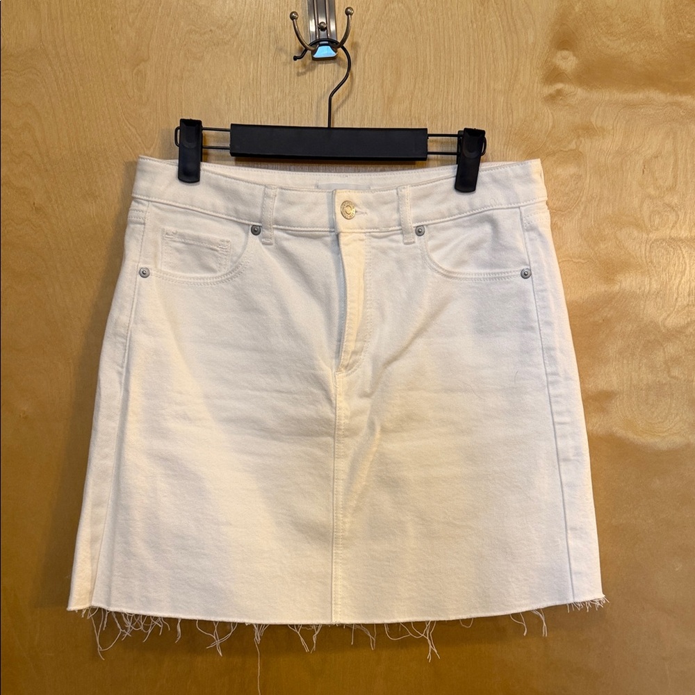 Loft White Denim Mini Skirt - Size 6 Petite